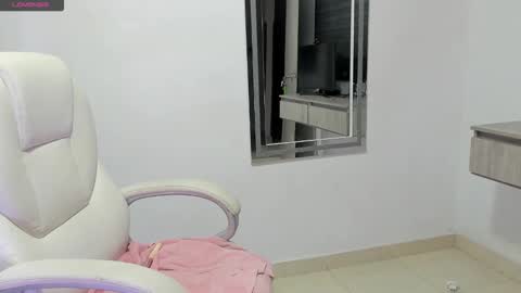 Dahian  online show from 10.25.25