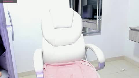 Dahian  online show from 10.28.25