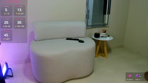 Dahian  online show from 04.17.26