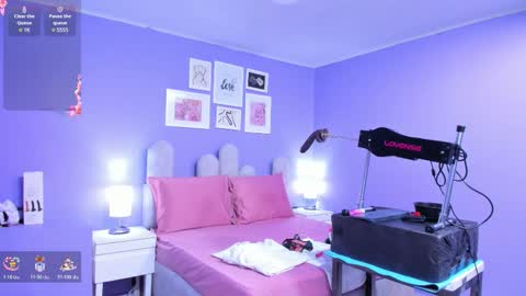 Snapshot of dahiana_boobs chatting on 03.23.26 Dahiana online show from 03.23.26