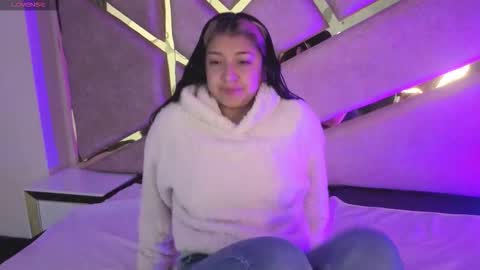 Dahiana  online show from 03.10.26