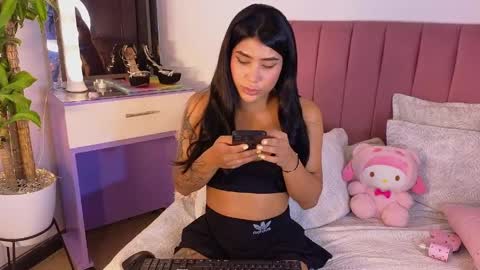 Dahiana online show from 04.15.26
