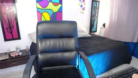 Dahiana online show from 01.17.25