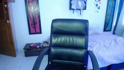 Dahiana online show from 01.30.25