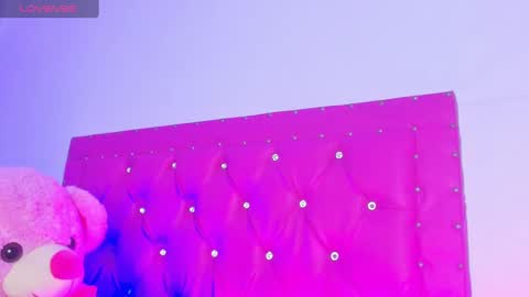    online show from 01.02.25