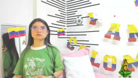 Snapshot of dahliacielo chatting on 06.29.26 Dahlia Cielo online show from 06.29.26