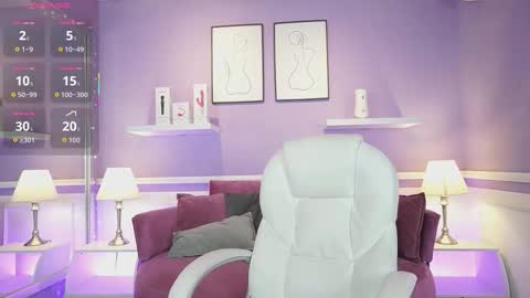 Dahlia Grey online show from 09.22.25