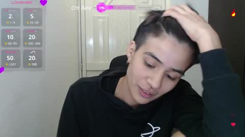 Snapshot of dahliarios chatting on 12.17.24 lorena online show from 12.17.24