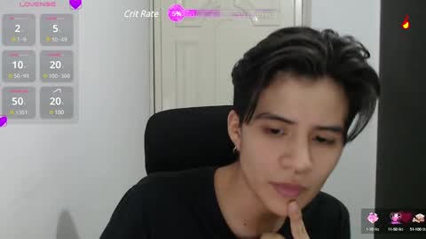 Snapshot of dahliarios chatting on 12.27.24 lorena online show from 12.27.24