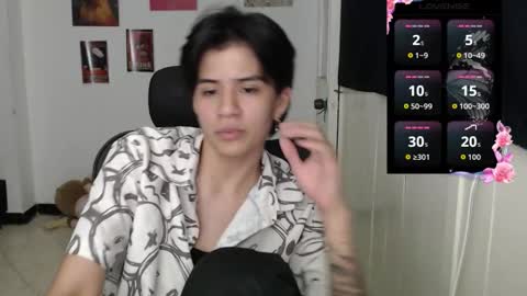 Snapshot of dahliarios chatting on 12.05.25 lorena online show from 12.05.25