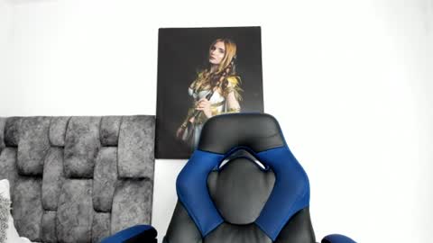 Snapshot of dahnna_squirt chatting on 06.12.26 Dahana online show from 06.12.26
