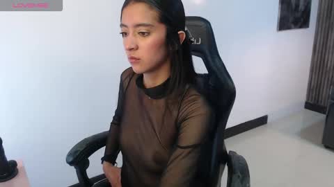 Snapshot of dahyan_ch chatting on 11.25.25 dahyan_ch online show from 11.25.25