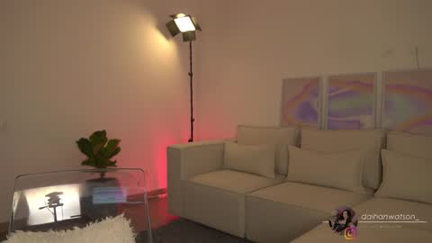 Snapshot of daihanwatson_ chatting on 03.01.25 Dai independent online show from 03.01.25