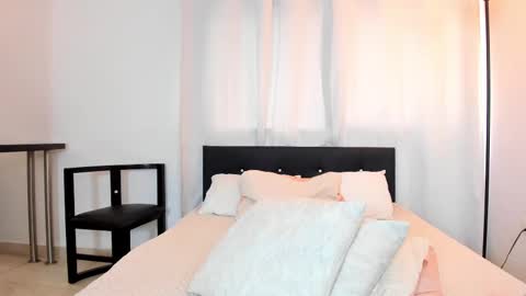 Daila Smith  online show from 03.09.25