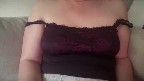 Mx Mommy Moo online show from 03.31.26