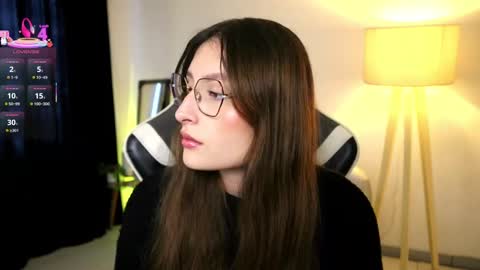 Lauren            online show from 09.10.25