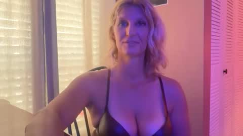 Daisy137 online show from 03.05.26