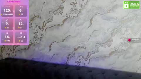 Snapshot of daisy_abby03 chatting on 11.27.25 DaIsy Abby online show from 11.27.25