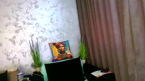 Snapshot of daisy_ashe chatting on 05.06.26 Ashe online show from 05.06.26