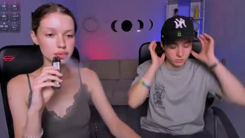 Snapshot of daisy_baby_ chatting on 07.18.26 daisy online show from 07.18.26