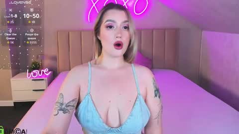 Viickie online show from 05.24.26