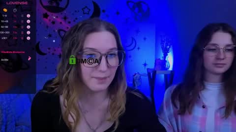 Little Di online show from 04.22.26