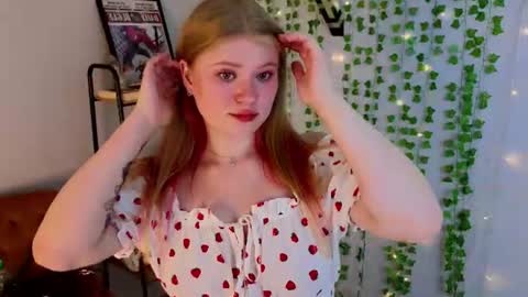 Snapshot of daisy_santos chatting on 07.02.26 Mary online show from 07.02.26