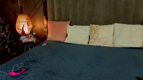 daisydelight_ online show from 01.12.26