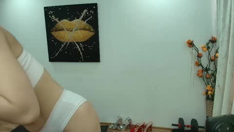 Snapshot of daisyluvsyou chatting on 05.14.26 Daisyy online show from 05.14.26