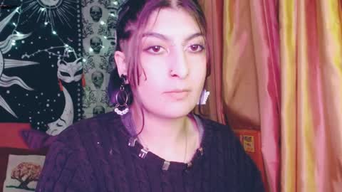    --  -- help me reach 100 hands up  online show from 01.25.25