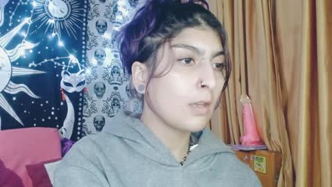    --  -- help me reach 100 hands up  online show from 02.09.25