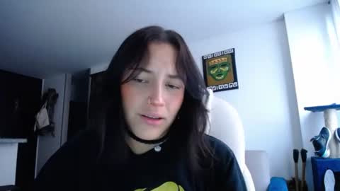 IG  dakotasofiaa online show from 03.12.25