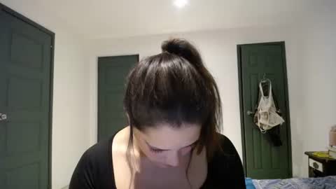 IG  dakotasofiaa online show from 03.26.26