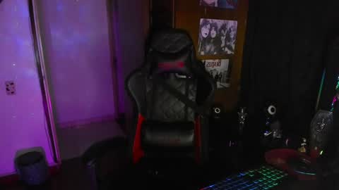 Dakota Crab online show from 01.27.25