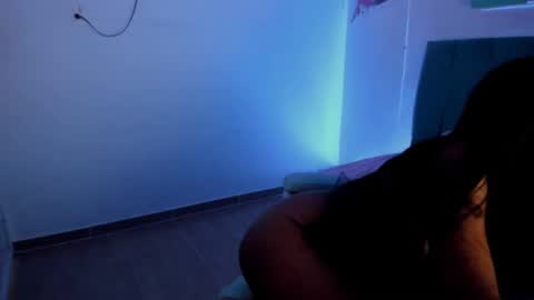 Snapshot of dakota_evans18 chatting on 10.03.25 DAKOTA online show from 10.03.25