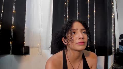 Snapshot of dakota_m01 chatting on 01.25.25 Dakota online show from 01.25.25