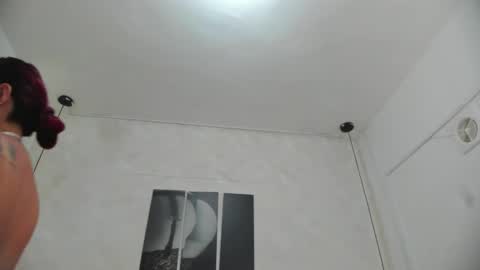 Snapshot of dakota_roussee chatting on 09.10.25 Dakota online show from 09.10.25