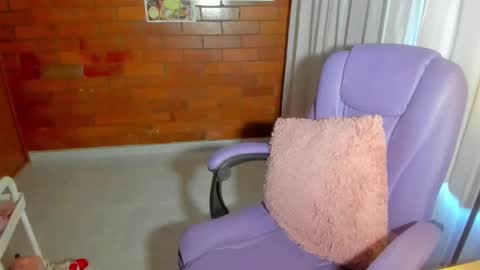 The girl of your dreams o online show from 01.29.25