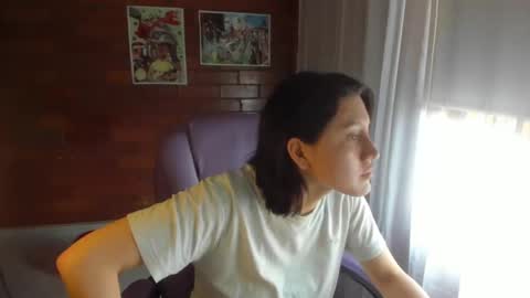 The girl of your dreams o online show from 02.27.25