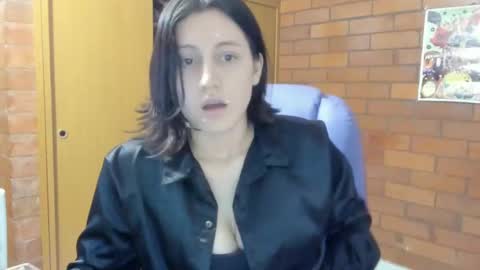 The girl of your dreams o online show from 03.10.25