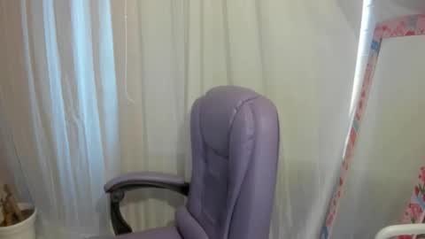 The girl of your dreams o online show from 09.29.25