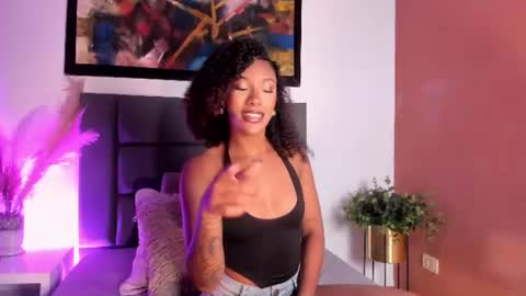 Snapshot of dakotadesiree chatting on 06.13.26 Dakota Desire online show from 06.13.26