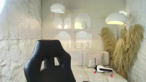 Dakotha  online show from 04.16.26