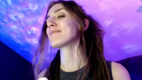 Dalia  online show from 02.18.25