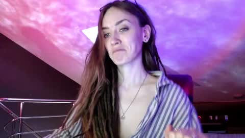 Dalia  online show from 02.24.25