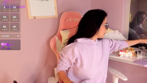 leila williams online show from 01.25.25