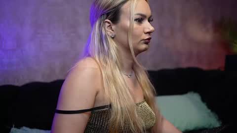 Snapshot of daliamissy chatting on 03.27.26 Dalia online show from 03.27.26