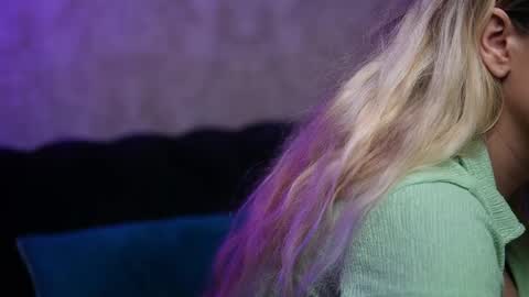 Snapshot of daliamissy chatting on 04.26.26 Dalia online show from 04.26.26