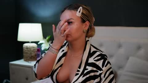 Snapshot of daliamissy chatting on 05.24.26 Dalia online show from 05.24.26
