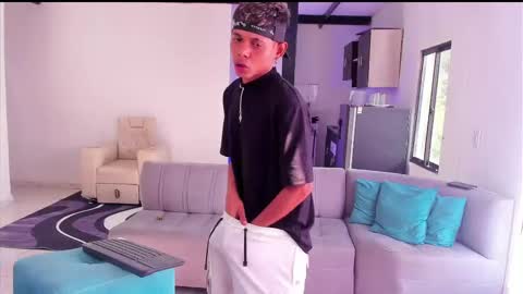 Snapshot of damar_felipe chatting on 02.12.25 damar_felipe online show from 02.12.25